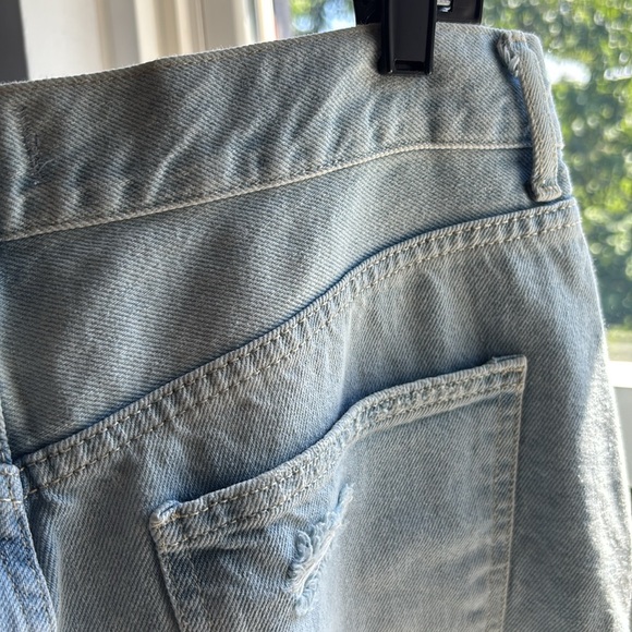We the Free 100% cotton high rise super distressed jeans in light wash - Picture 9 of 16